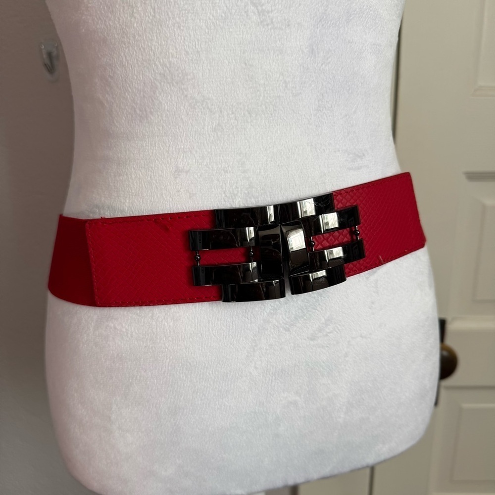 Kohl's Red and Black Belt with Geometric Buckle